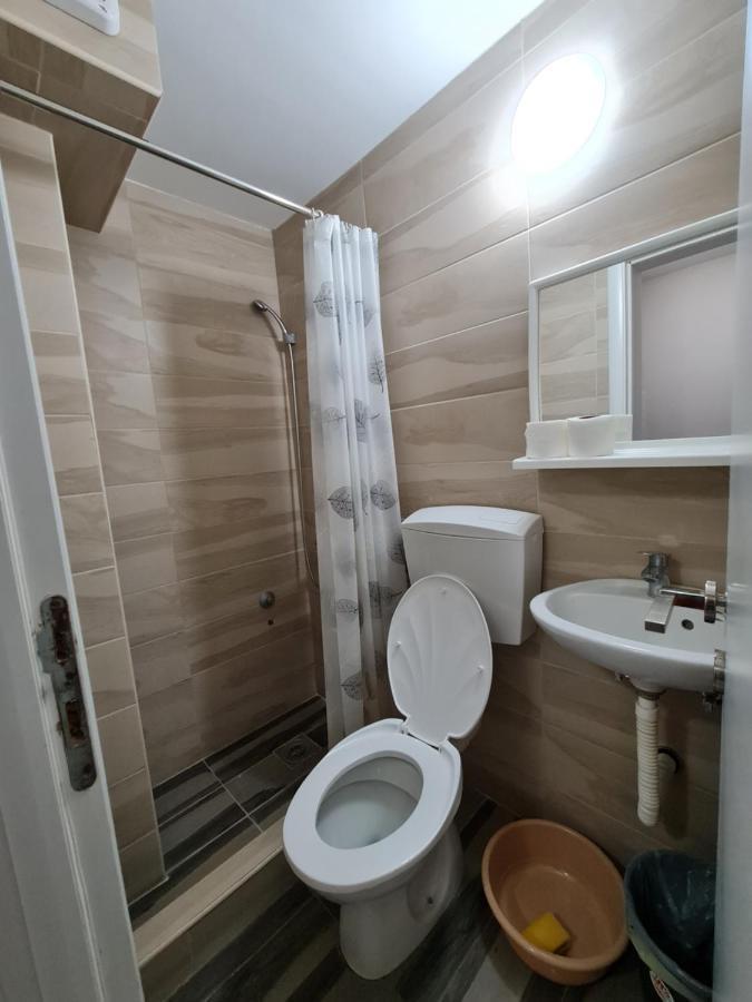 בודווה Hibiscus Guest House מראה חיצוני תמונה