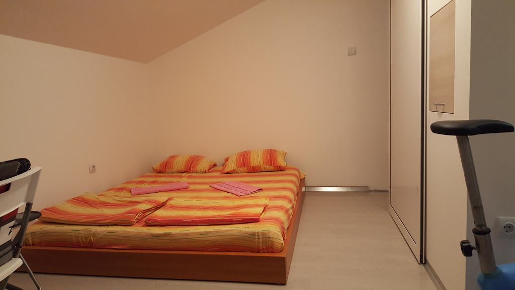 בודווה Hibiscus Guest House מראה חיצוני תמונה